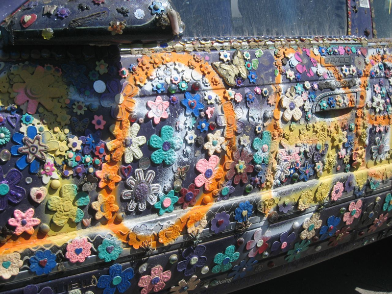 Illustration for article titled Groovalicious Purple Princess Of Peace Art Car Falls On Hard Times, Faces Crusher